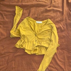 URBAN OUTFITTERS crop long sleeve